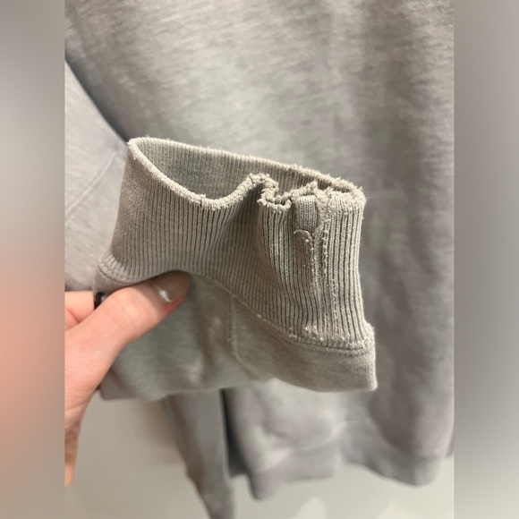 The Black Dog Sweatshirt in Gray - Picture 4 of 7